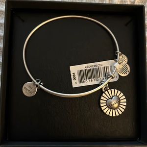 Alex and Ani Grateful Bracelet